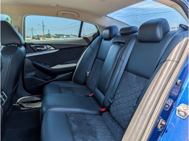 2016 Nissan Maxima 4dr Sedan 3.5 SR - 23028443 - 13
