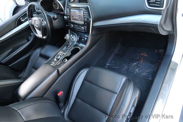 2016 Nissan Maxima 4dr Sedan 3.5 SV - 22346719 - 18
