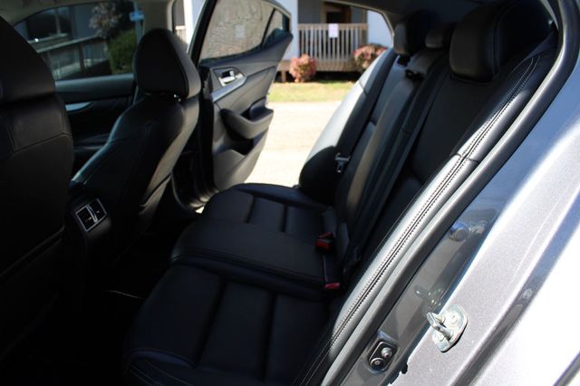 2016 Nissan Maxima 4dr Sedan 3.5 SV - 22987730 - 17