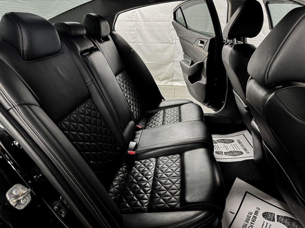 2016 Nissan Maxima PLATINUM - 22958485 - 8