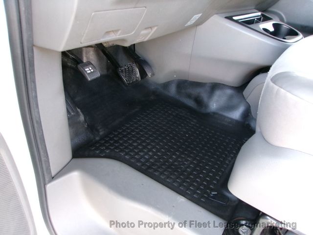 2016 Nissan NV NV2500 Standard Roof Cargo Van Ladder Rack - 22997094 - 11