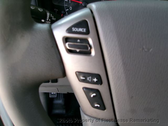 2016 Nissan NV NV2500 Standard Roof Cargo Van Ladder Rack - 22997094 - 32