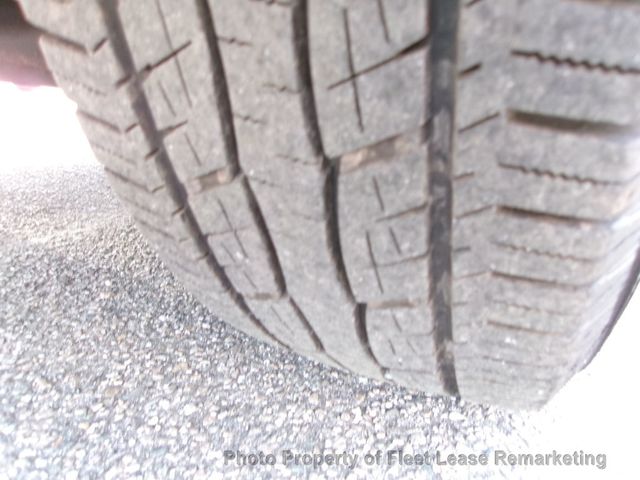 2016 Nissan NV NV2500 Standard Roof Cargo Van Ladder Rack - 22997094 - 41