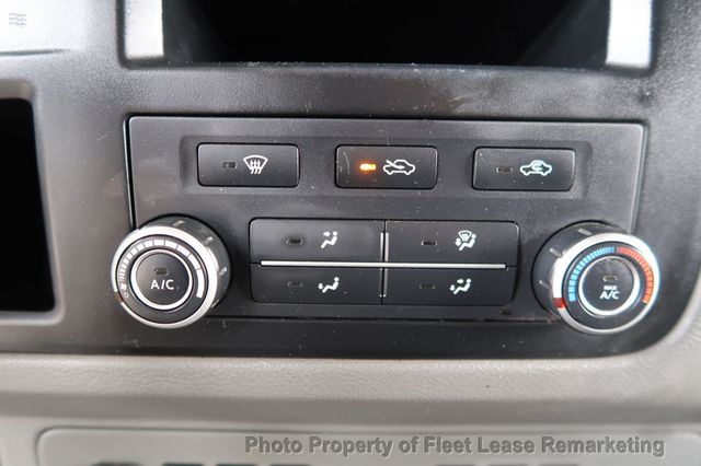 2016 Nissan NV NV2500 SV Low Roof Cargo Van Ladder Rack - 22951862 - 28