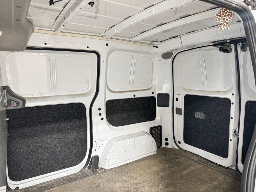 2016 Nissan NV200 photo 8