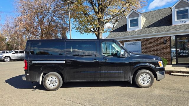 2016 Nissan NVP 3500 SL Passenger - 22945547 - 1