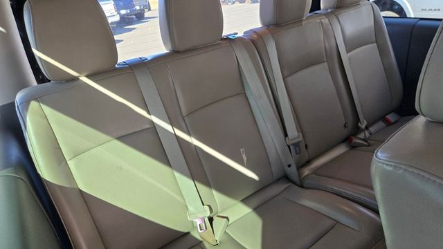 2016 Nissan NVP 3500 SL Passenger - 22945547 - 25