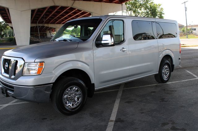 2016 Nissan NVP 3500 V6 SV - 23062112 - 1