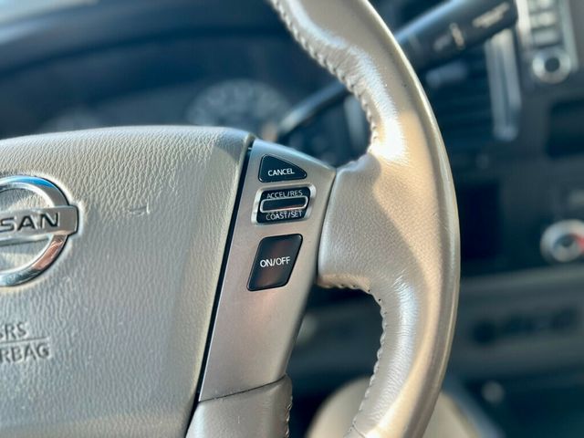 2016 Nissan NVP 3500 V8 SL - 22937806 - 19