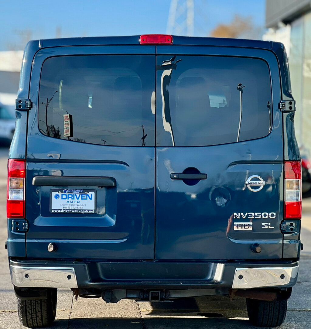 2016 Nissan NVP 3500 V8 SL - 22937806 - 34