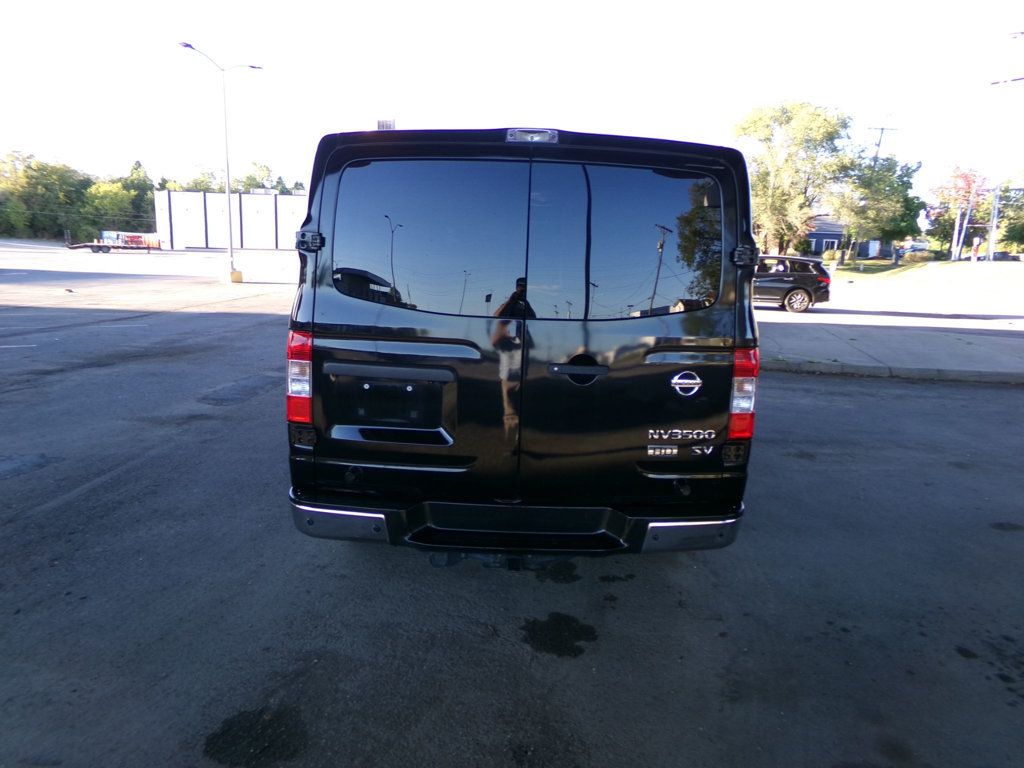 2016 Nissan NVP 3500 V8 SL - 22924060 - 3