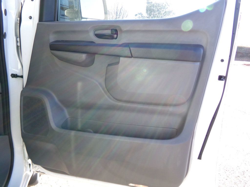 2016 Nissan NVP 3500 V8 SL - 22960756 - 10