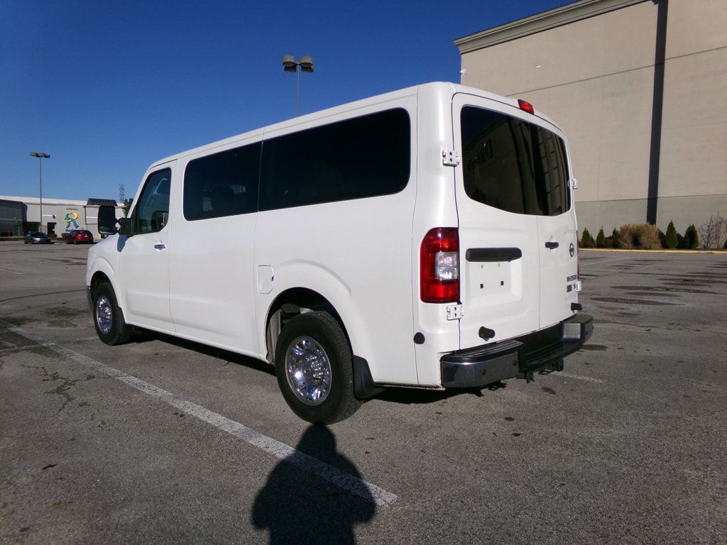 2016 Nissan NVP 3500 V8 SL - 22960756 - 5