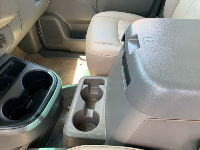 2016 Nissan NVP 3500 V8 SL 12-PASSENGER Leather seats Low Miles - 23057020 - 26