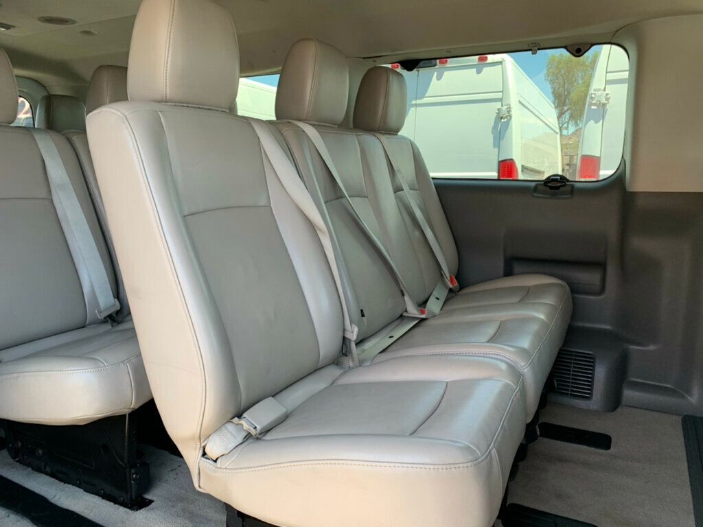 2016 Nissan NVP 3500 V8 SL 12-PASSENGER Leather seats Low Miles - 23057020 - 3