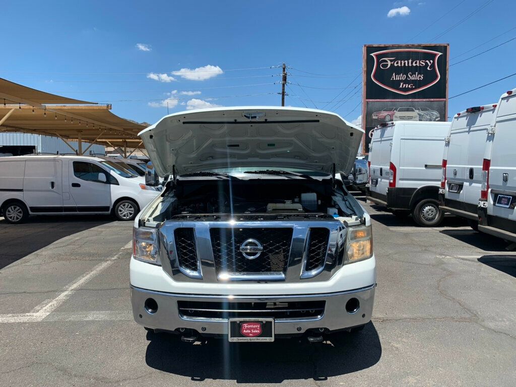 2016 Nissan NVP 3500 V8 SL 12-PASSENGER Leather seats Low Miles - 23057020 - 44