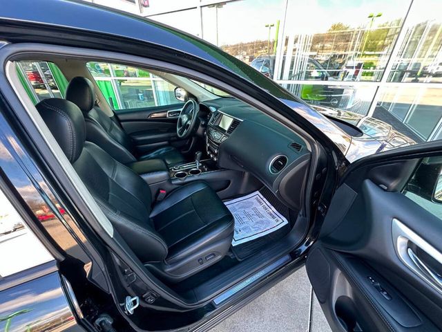 2016 Nissan Pathfinder 4WD 4dr Platinum - 22953804 - 22