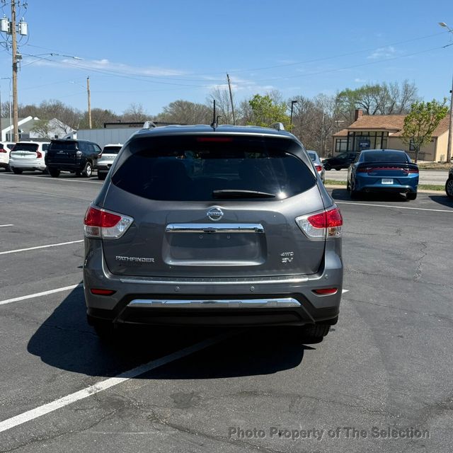 2016 Nissan Pathfinder 4WD SL W/3RD ROW SEATING - 22996804 - 10