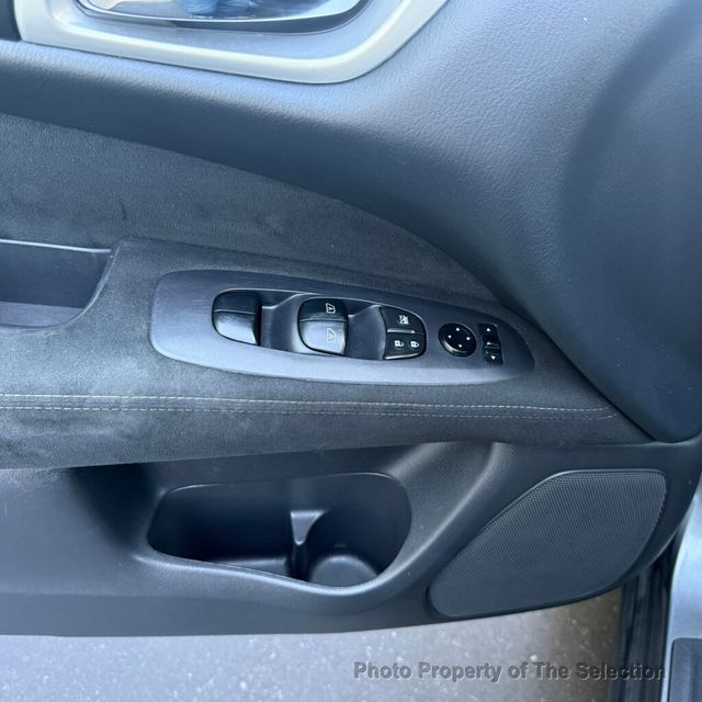 2016 Nissan Pathfinder 4WD SL W/3RD ROW SEATING - 22996804 - 19