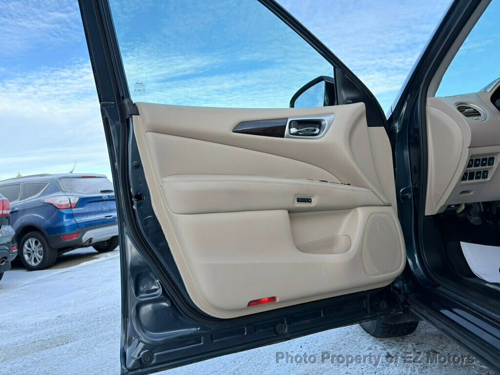 2016 Nissan Pathfinder ONE OWNER-FULLY SERVICED! 7 PASS! - 22953372 - 32