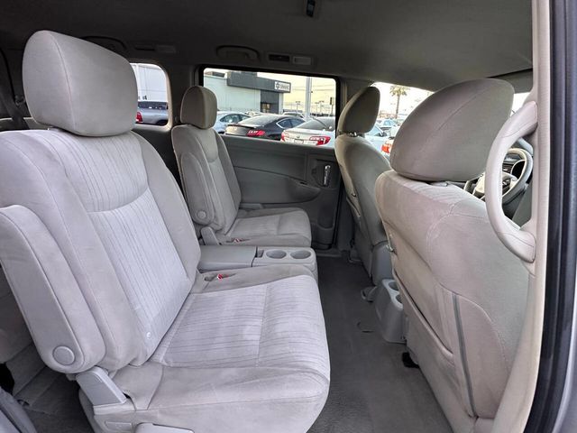 2016 Nissan Quest 3.5 SV 4dr Mini Van - 22989109 - 15