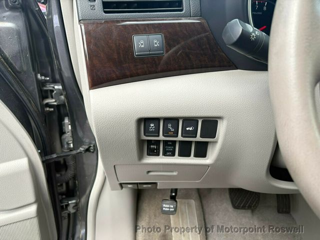 2016 Nissan Quest 4dr Platinum - 23036197 - 12