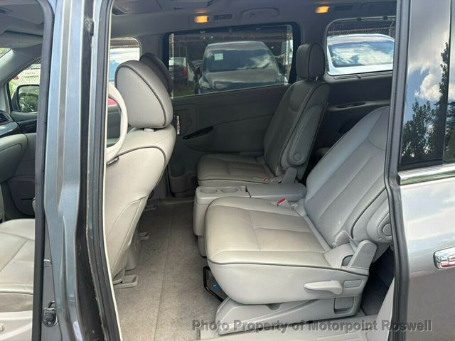 2016 Nissan Quest 4dr Platinum - 23036197 - 19