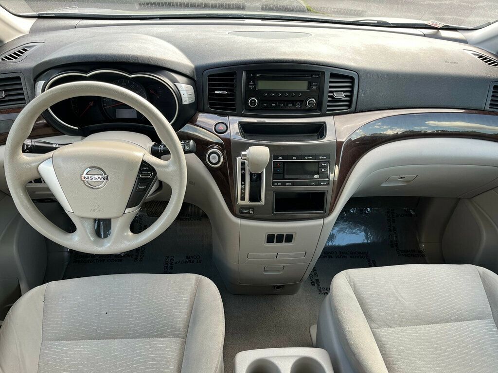2016 Nissan Quest S photo 15
