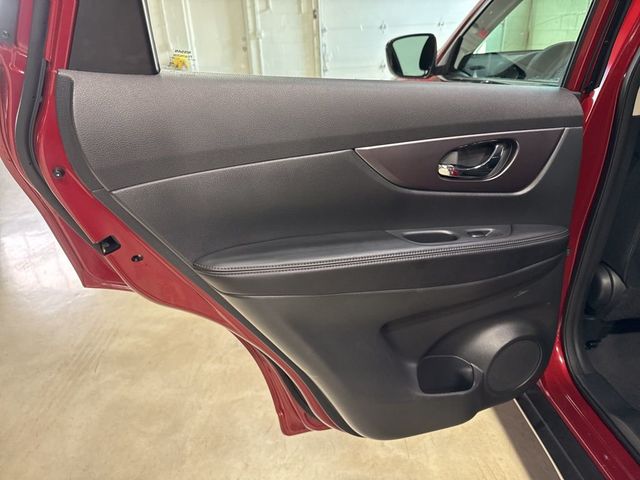 2016 Nissan Rogue AWD 4dr S - 23004154 - 25