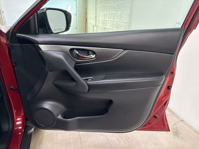 2016 Nissan Rogue AWD 4dr S - 23004154 - 34