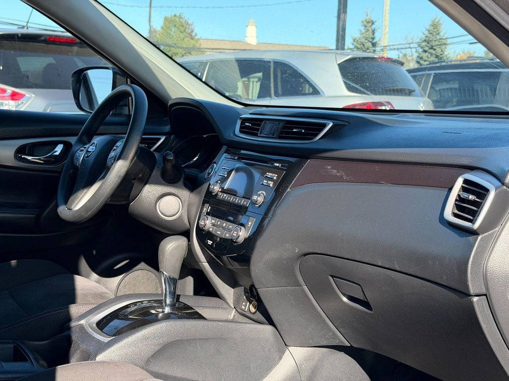 2016 Nissan Rogue AWD 4dr S - 23101870 - 16