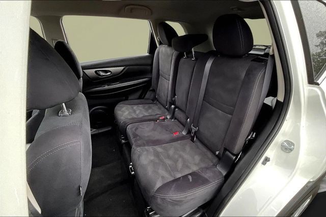 2016 Nissan Rogue AWD 4dr S - 22959363 - 16