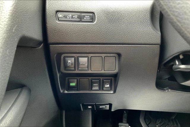 2016 Nissan Rogue AWD 4dr S - 22959363 - 26