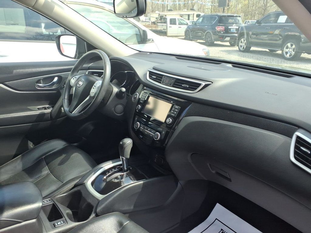2016 Nissan Rogue AWD 4dr SL - 23001666 - 16
