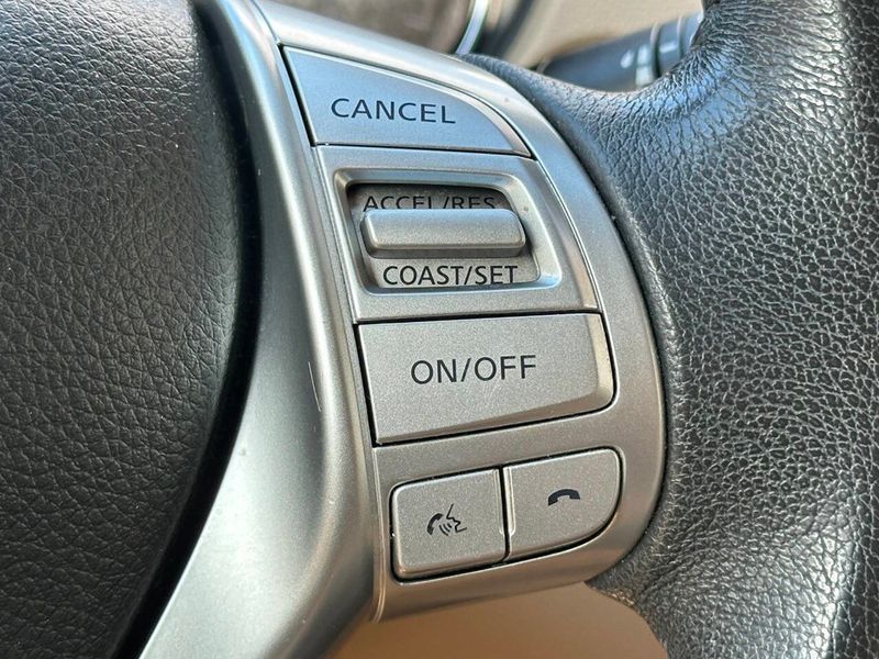 2016 Nissan Rogue AWD 4dr SL - 22905216 - 31