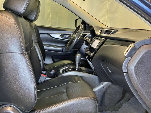 2016 Nissan Rogue AWD 4dr SL - 23002395 - 43