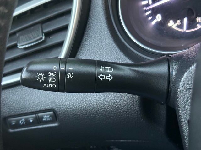 2016 Nissan Rogue AWD 4dr SL - 22950609 - 37