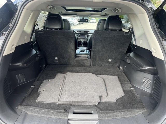 2016 Nissan Rogue SL photo 15