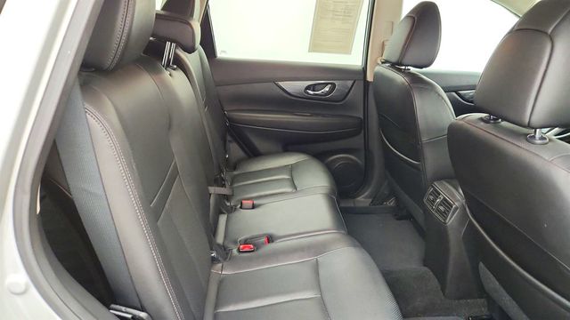2016 Nissan Rogue AWD 4dr SL w/ Premium Package & Panoramic Moonroof - 23037926 - 22