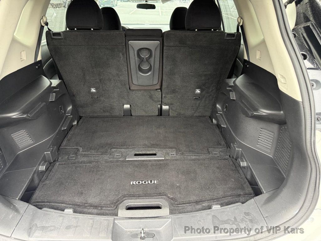 2016 Nissan Rogue AWD 4dr SV - 23041941 - 18