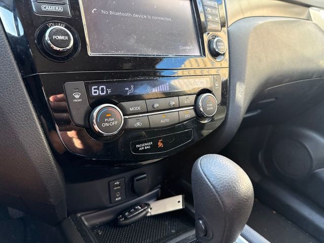 2016 Nissan Rogue AWD 4dr SV - 23068652 - 12