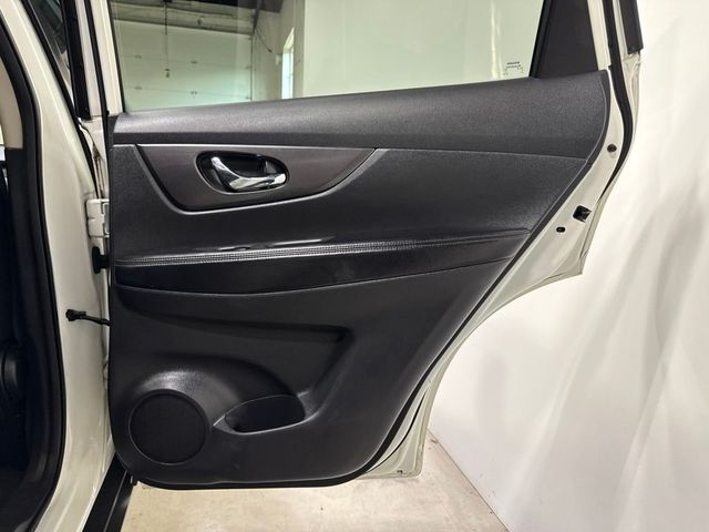 2016 Nissan Rogue AWD 4dr SV - 23068652 - 27