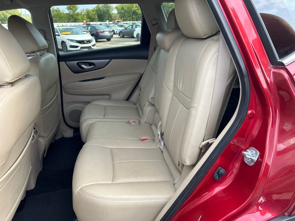 2016 Nissan Rogue AWD SV photo 6