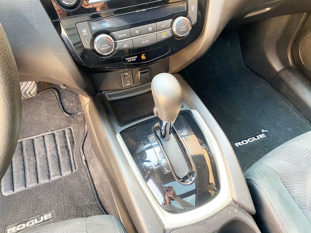 2016 Nissan Rogue AWD 4dr SV - 23001297 - 12