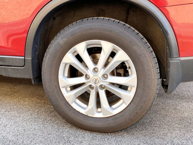 2016 Nissan Rogue AWD 4dr SV - 23001297 - 17