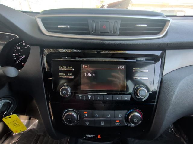 2016 Nissan Rogue FWD 4dr S - 23022066 - 16