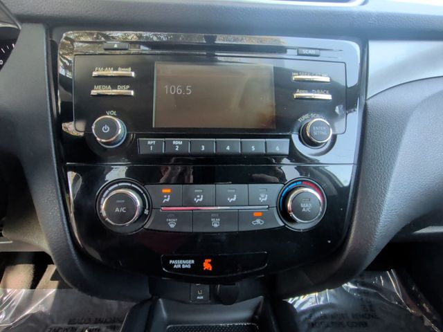 2016 Nissan Rogue FWD 4dr S - 23022066 - 18