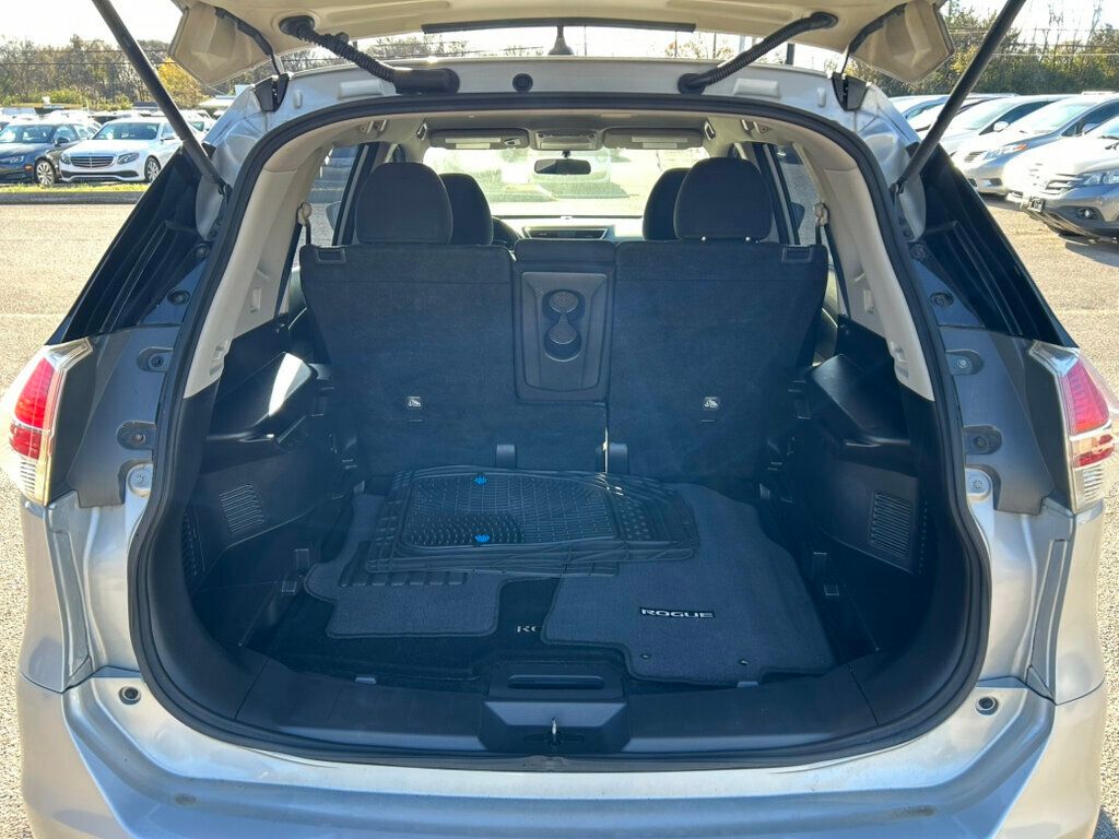 2016 Nissan Rogue FWD 4dr S - 22943234 - 13