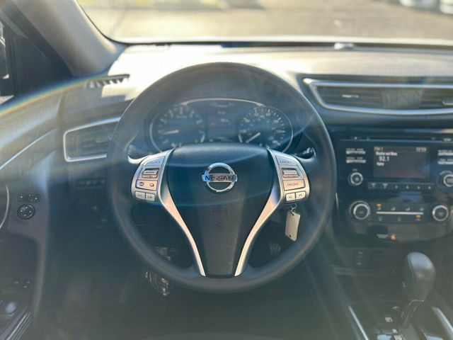 2016 Nissan Rogue FWD 4dr S - 22943234 - 15