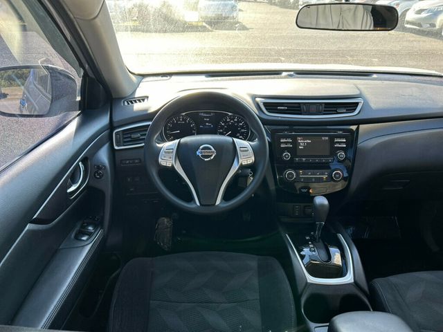 2016 Nissan Rogue FWD 4dr S - 22943234 - 16